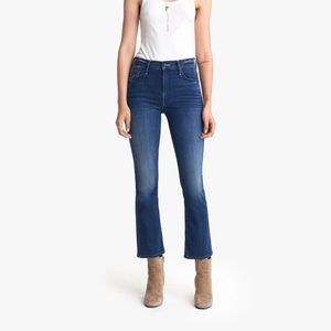 The Insider Ankle in The Road To Paradise
MOTHER